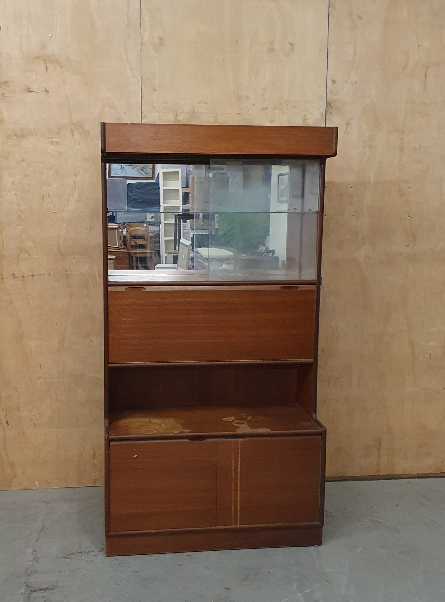 Vintage Sliding Glass Door Display Cabinet with Pull Out Middle Door and Bottom Cupboard - EL104538