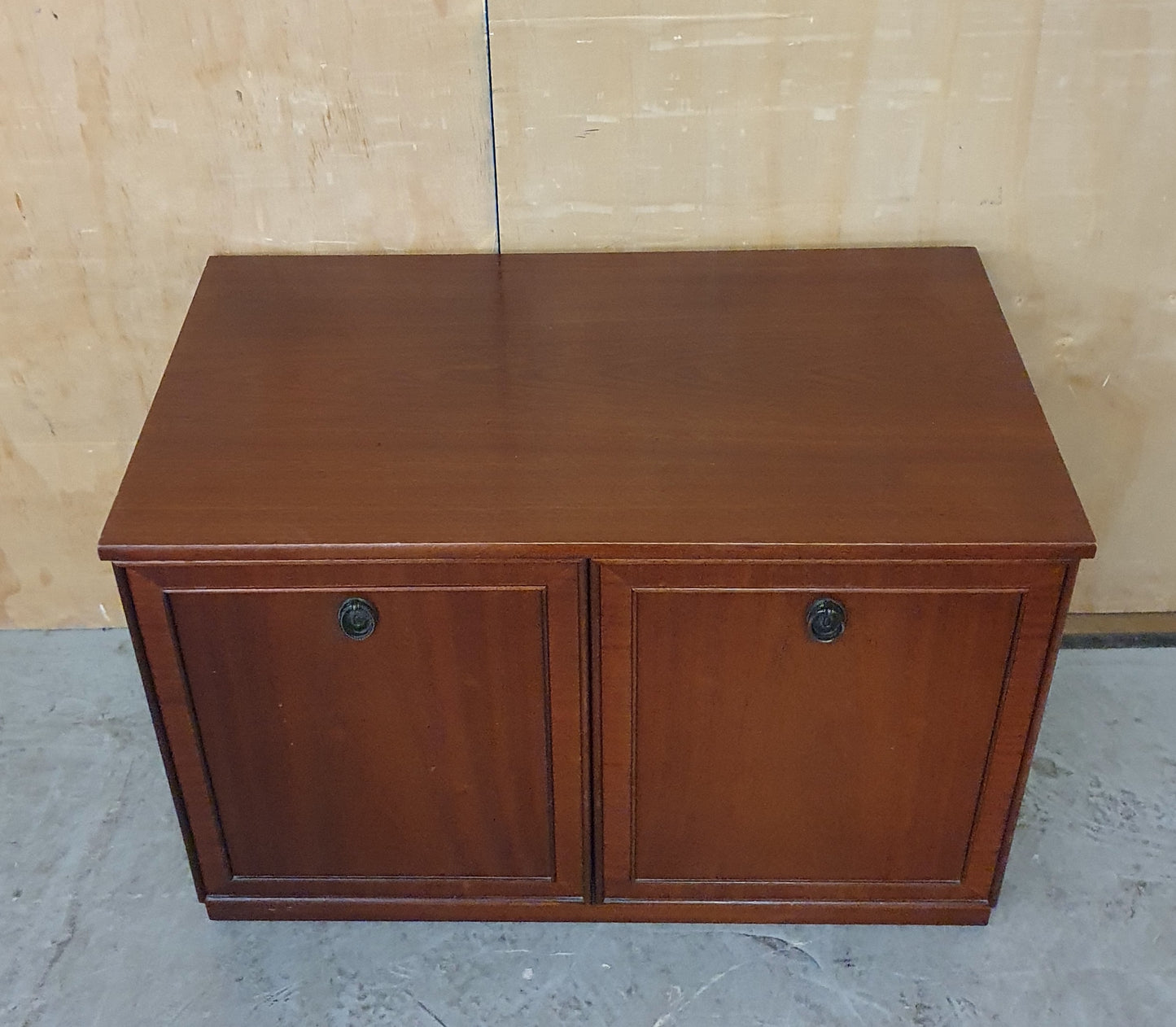 2 Door Wood Cabinet with 1 Internal Shelf - EL104470