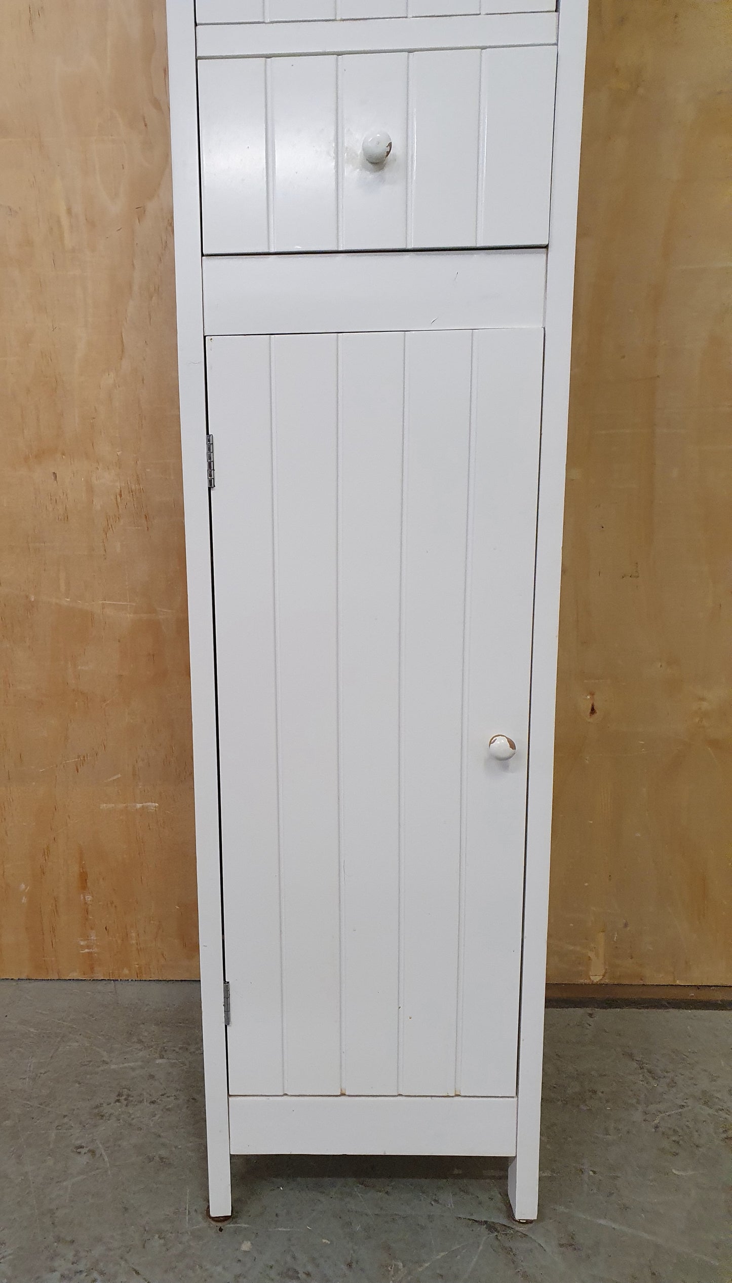 Tall White Wood Cabinet with 2 Doors and 1 Central Drawer - 270925-01