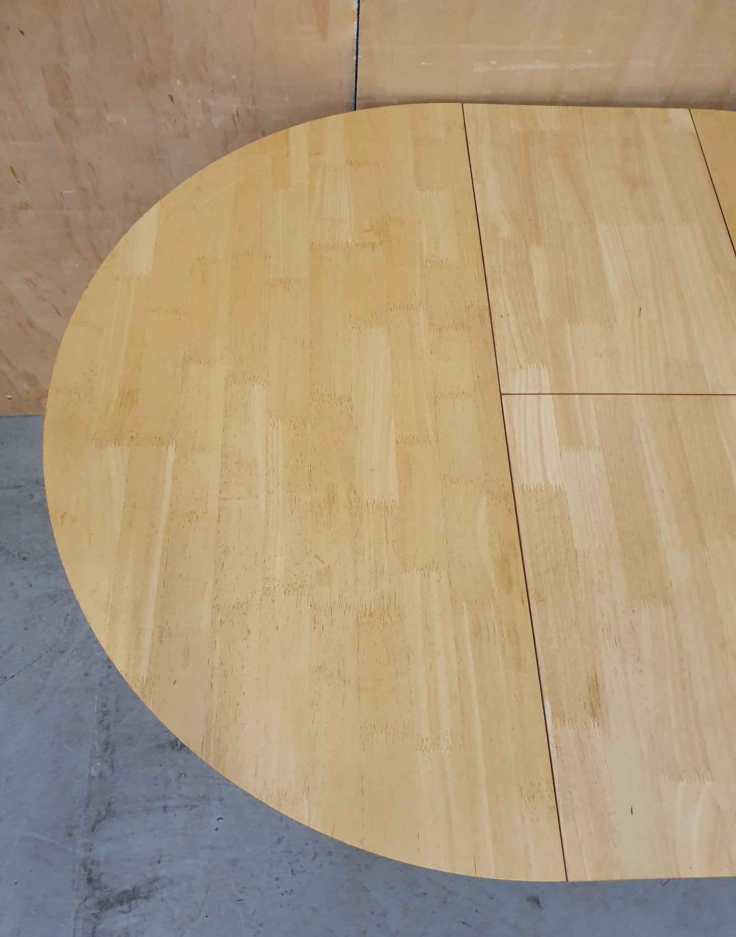 Round Pine Extendable Dining Table - 104415
