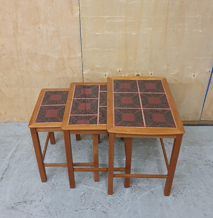 Mid Century Design Nest of Tables - EL104219