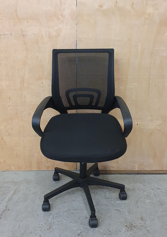 Black Mesh Height Adjustable Office Chair on Castor Wheels - 104339