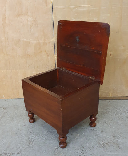 Wood Storage Box with Open Top Decorative Lid - EL104402