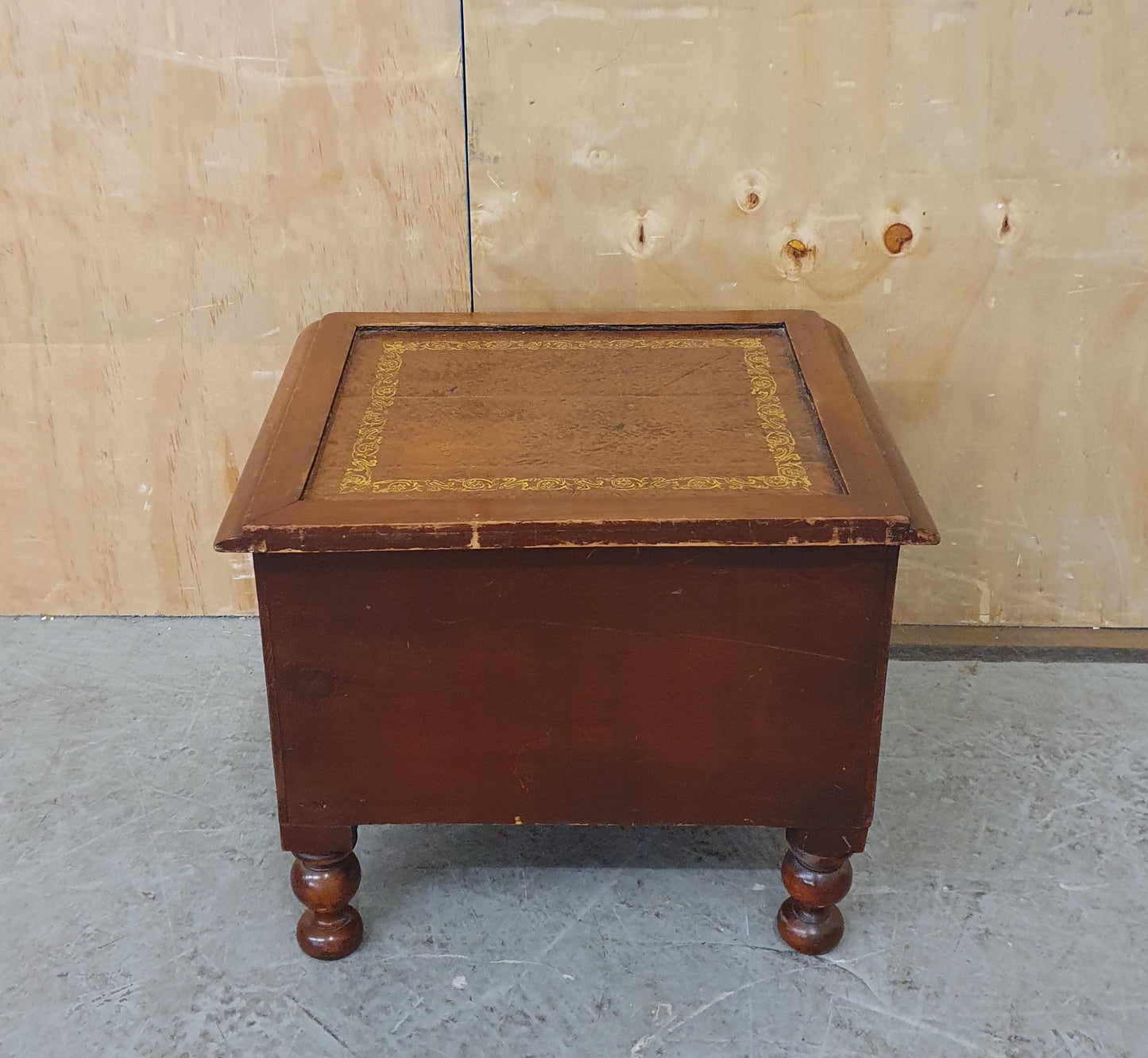 Wood Storage Box with Open Top Decorative Lid - EL104402