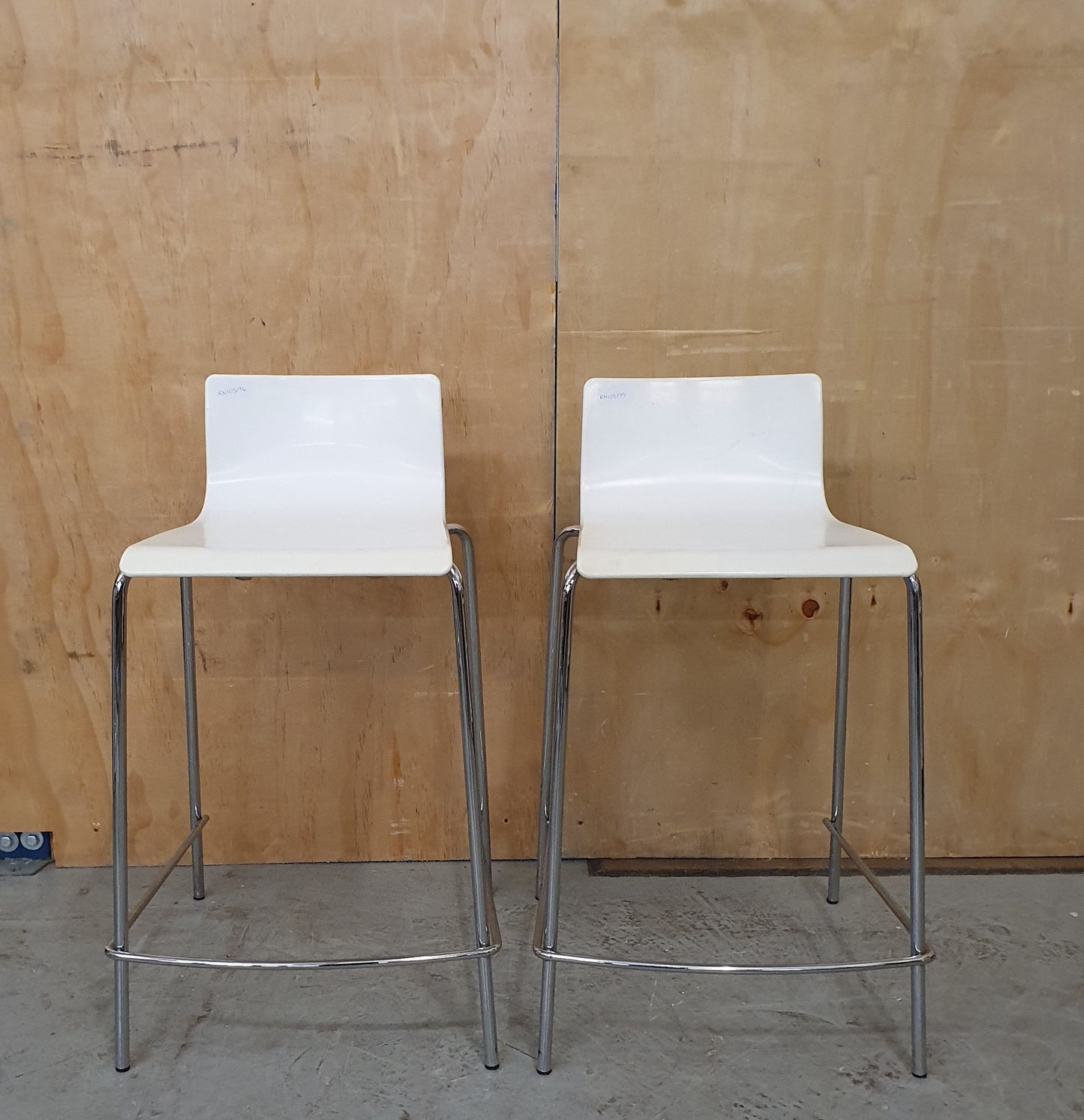 2 Matching White Stackable Bar Stools with Chrome Frame - RN193195 / RN103196