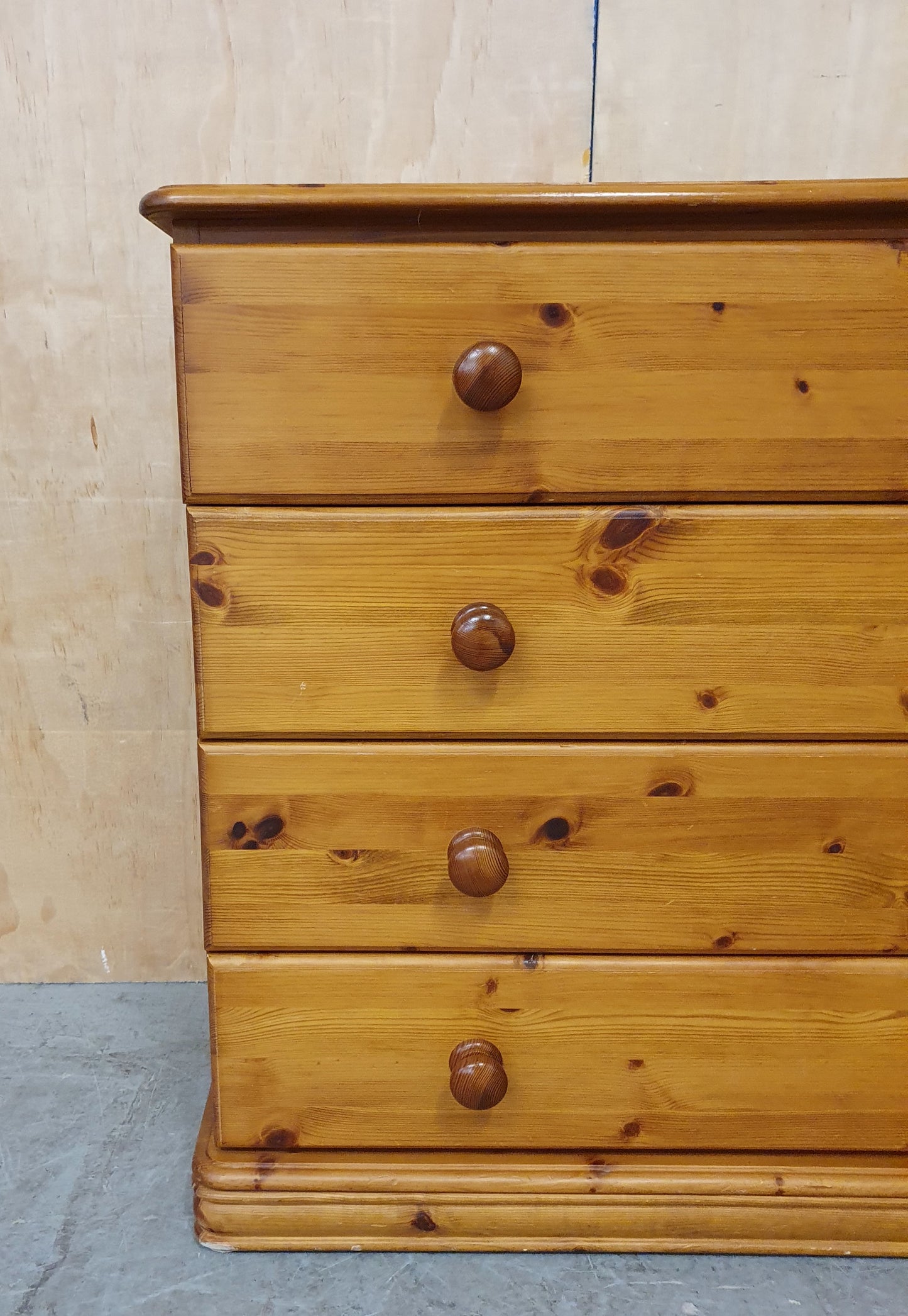 4 Drawer Pine Chest of Drawers - 104877