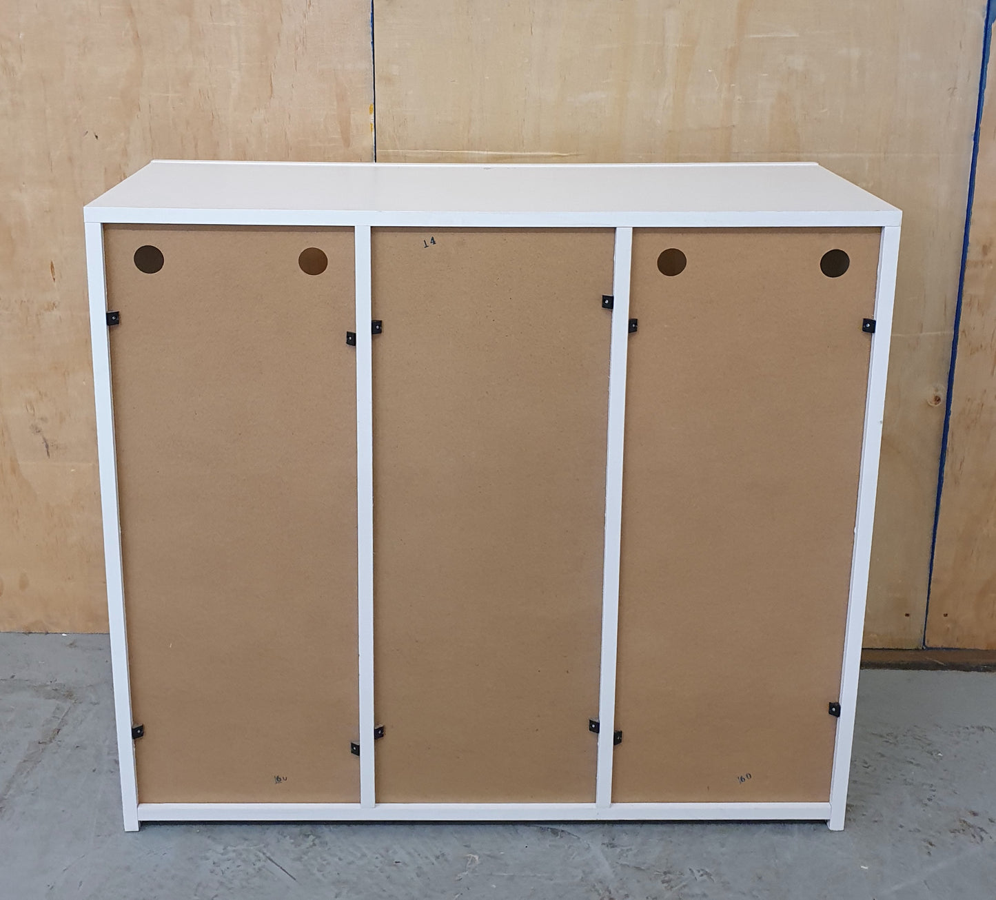 White Wooden Cabinet with 2 Tempered Glass Shelves on Left and Right Side - EL102885