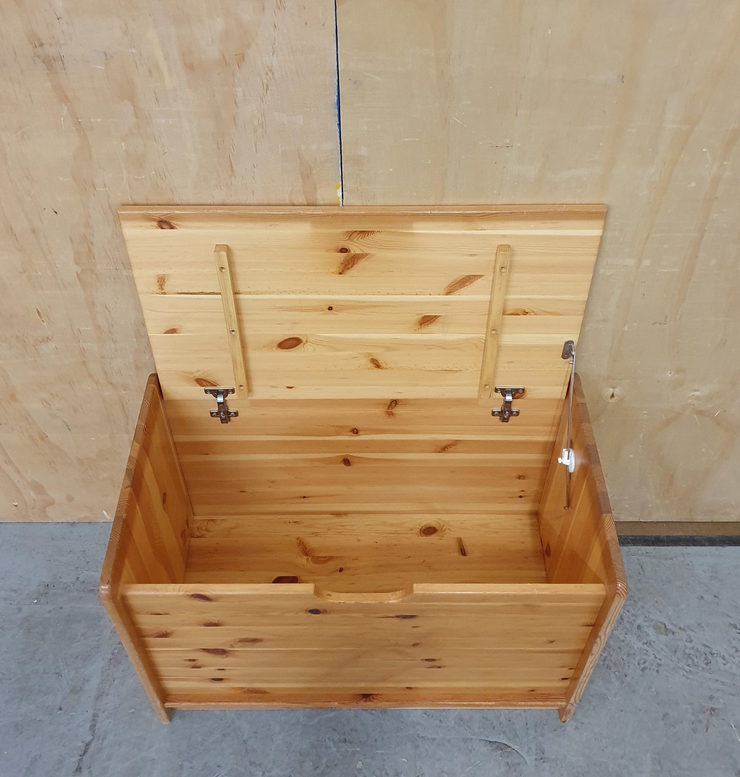 Pine Storage Box - EL104929