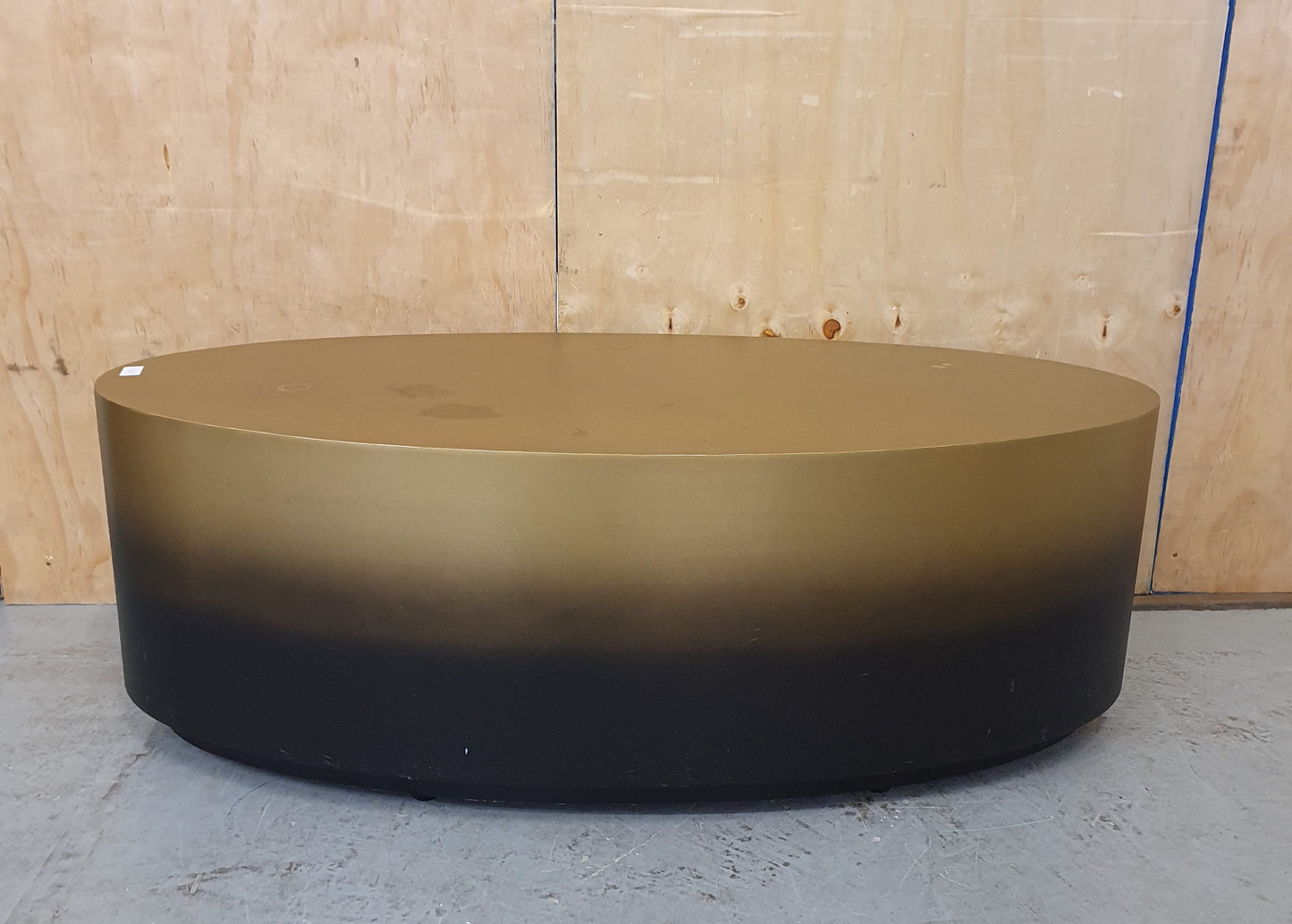 Black and Gold Large Metal Oval Coffee Table - 102959