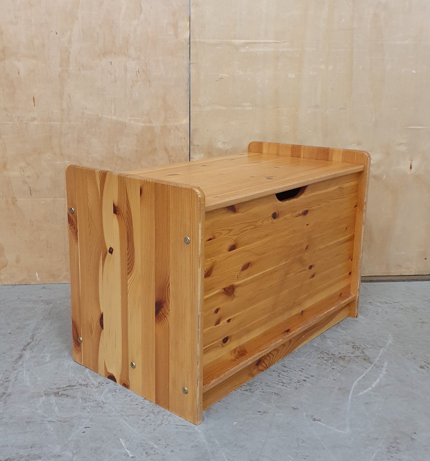 Pine Storage Box - EL104929
