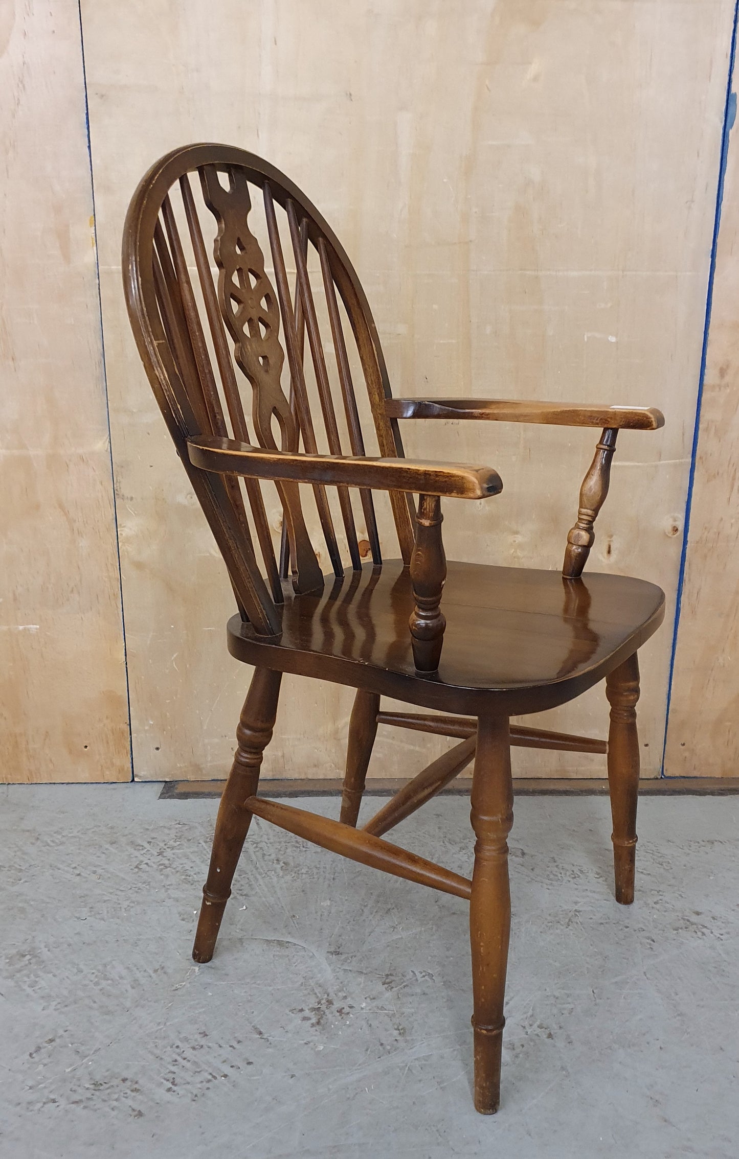 Mahogany Spindle Decorative Back Single Dining Chair with Arms - BB250324-13