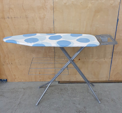 Collapsable Ironing Board - 104454