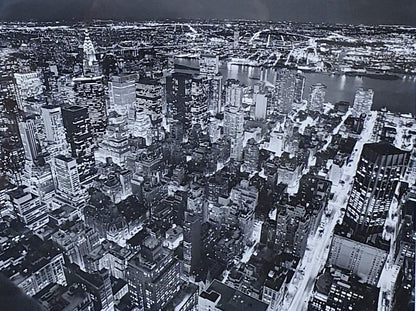 NEW YORK Black and White Photography Art in Black Wood Frame - 103801