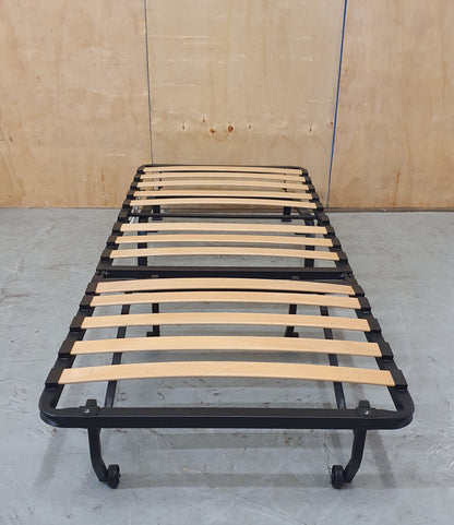 IKEA LYCKSELE HÅVET Armchair Bed - 050725-01