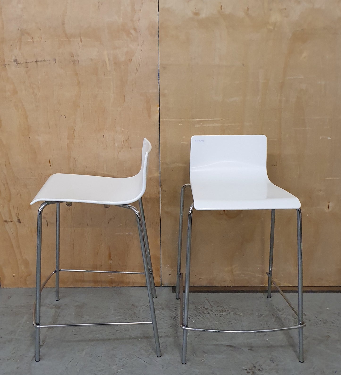 2 Matching White Stackable Bar Stools with Chrome Frame - RN193197 / RN103192