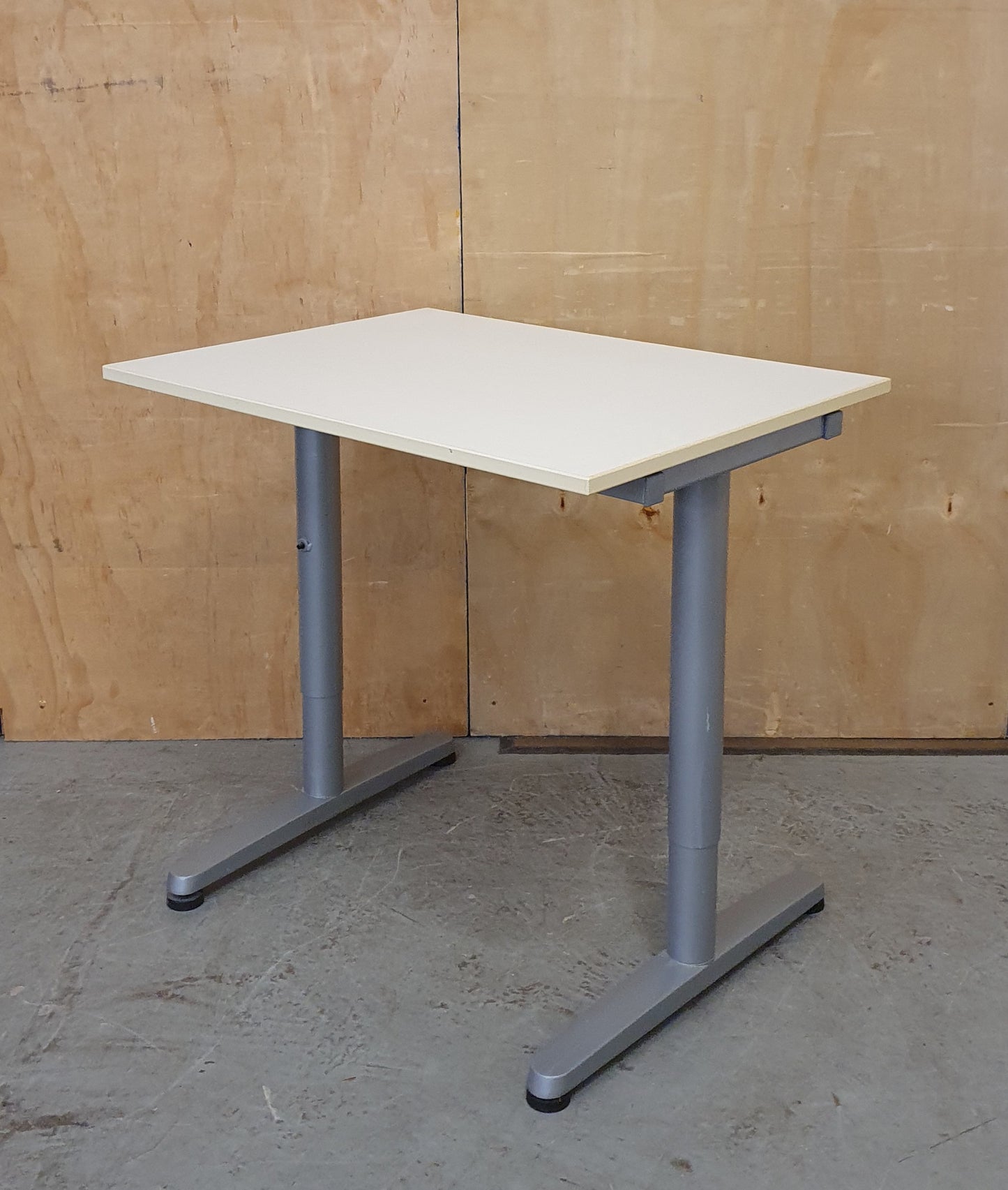 Small White Desk with Chrome Legs - EL104918
