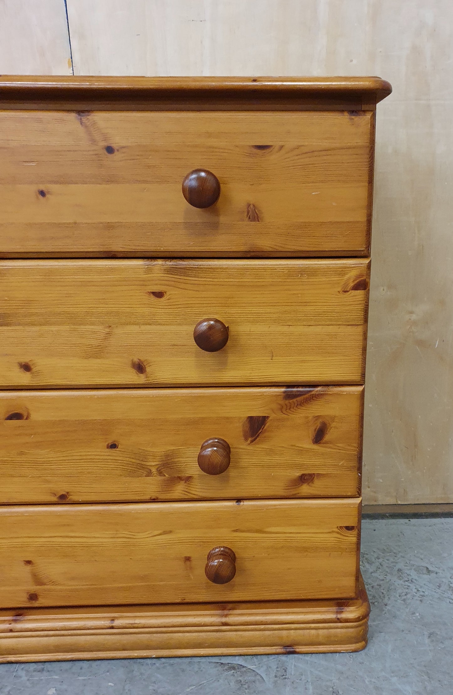 4 Drawer Pine Chest of Drawers - 104877