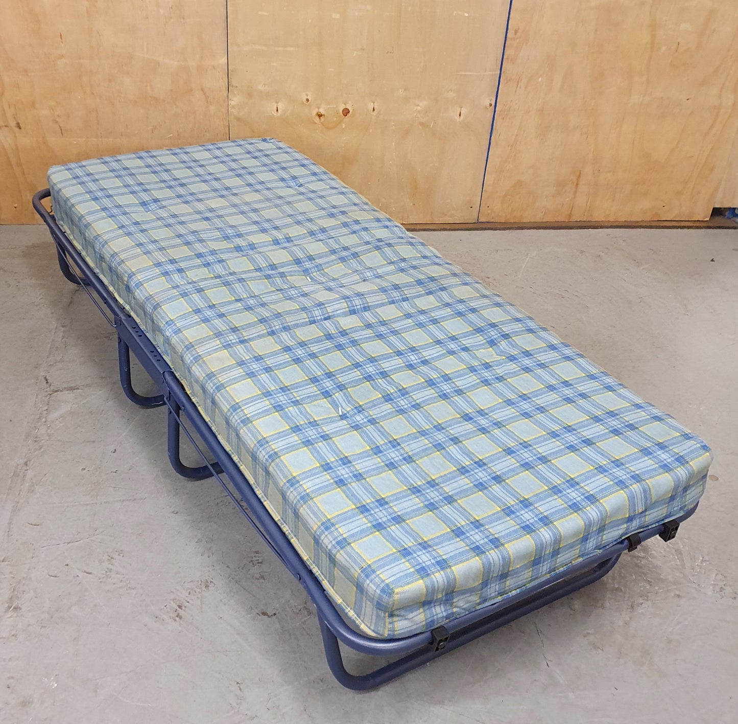 Blue Folding Bed with Mattress and Metal Frame - 281024-06