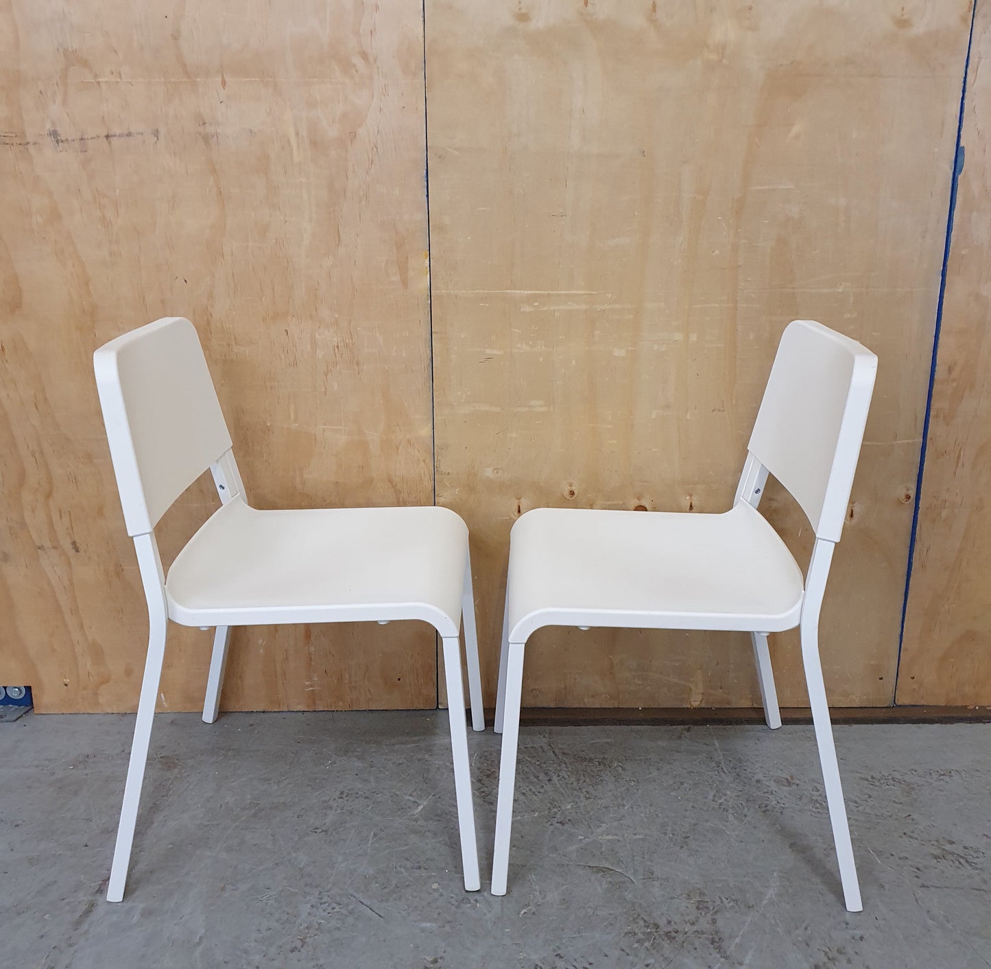 IKEA TEODORES 4 Matching White Stackable Chairs - 104944 / 104945 / 104946 / 104947