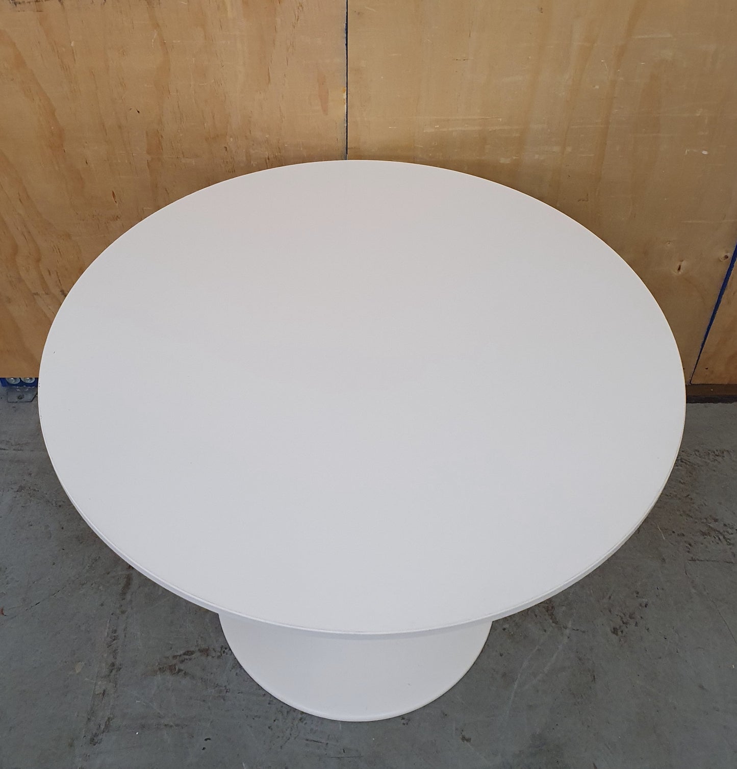 IKEA DOCKSTA White Round Top / Base Dining Table - 104948