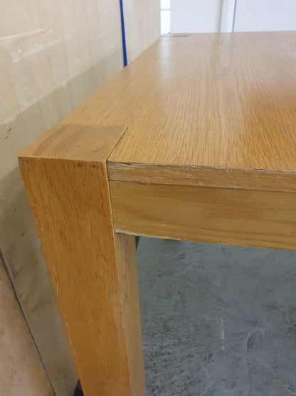 Large Oak Extendable Dining Table - EL104582
