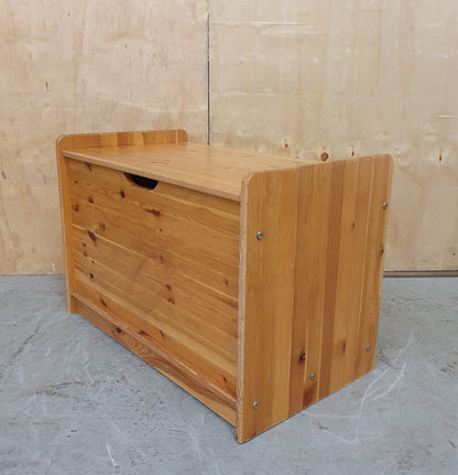 Pine Storage Box - EL104929