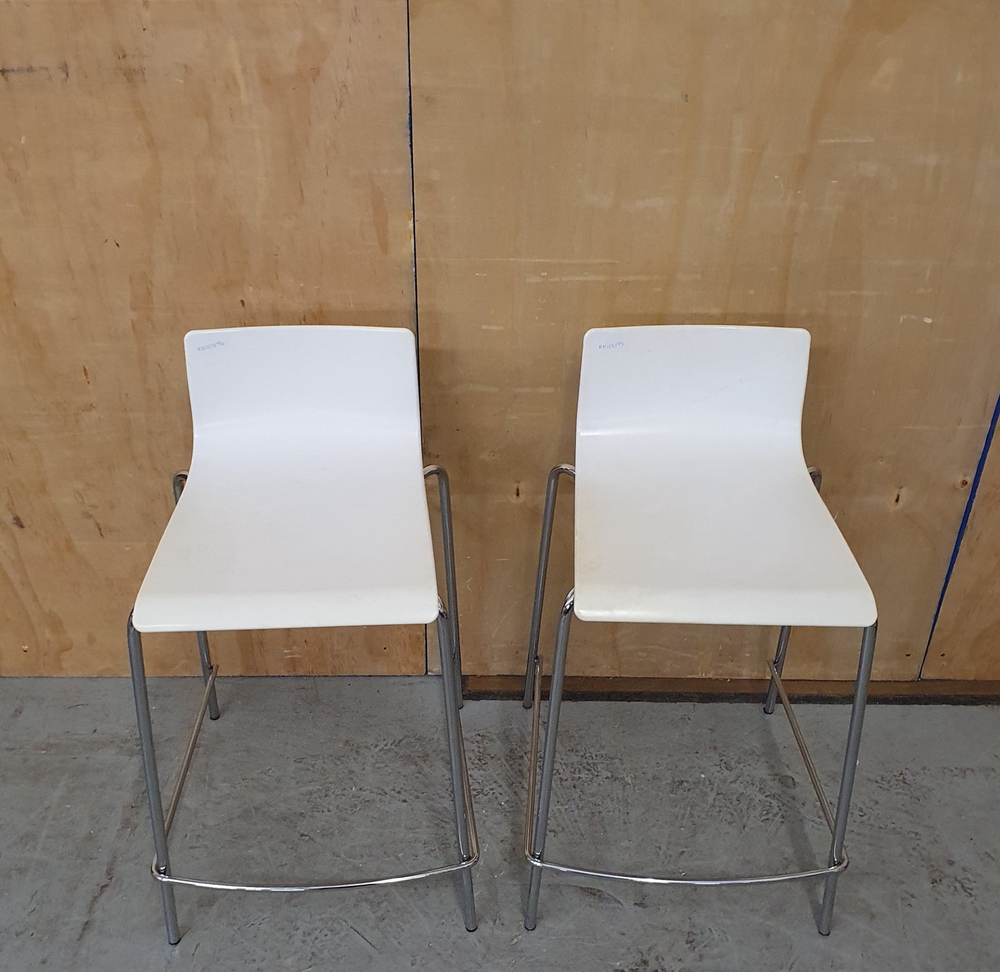 2 Matching White Stackable Bar Stools with Chrome Frame - RN193195 / RN103196