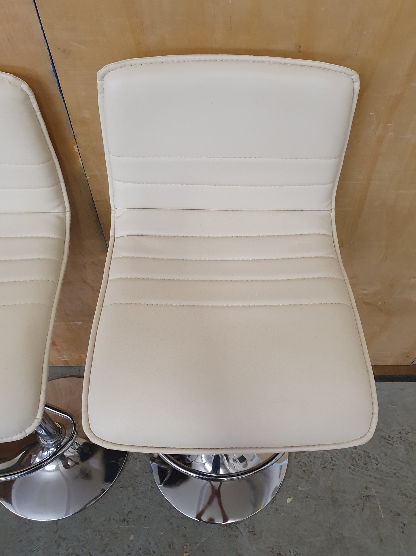 2 Matching Cream Faux Leather Height Adjustable Bar Stools - EL104575 / EL104576