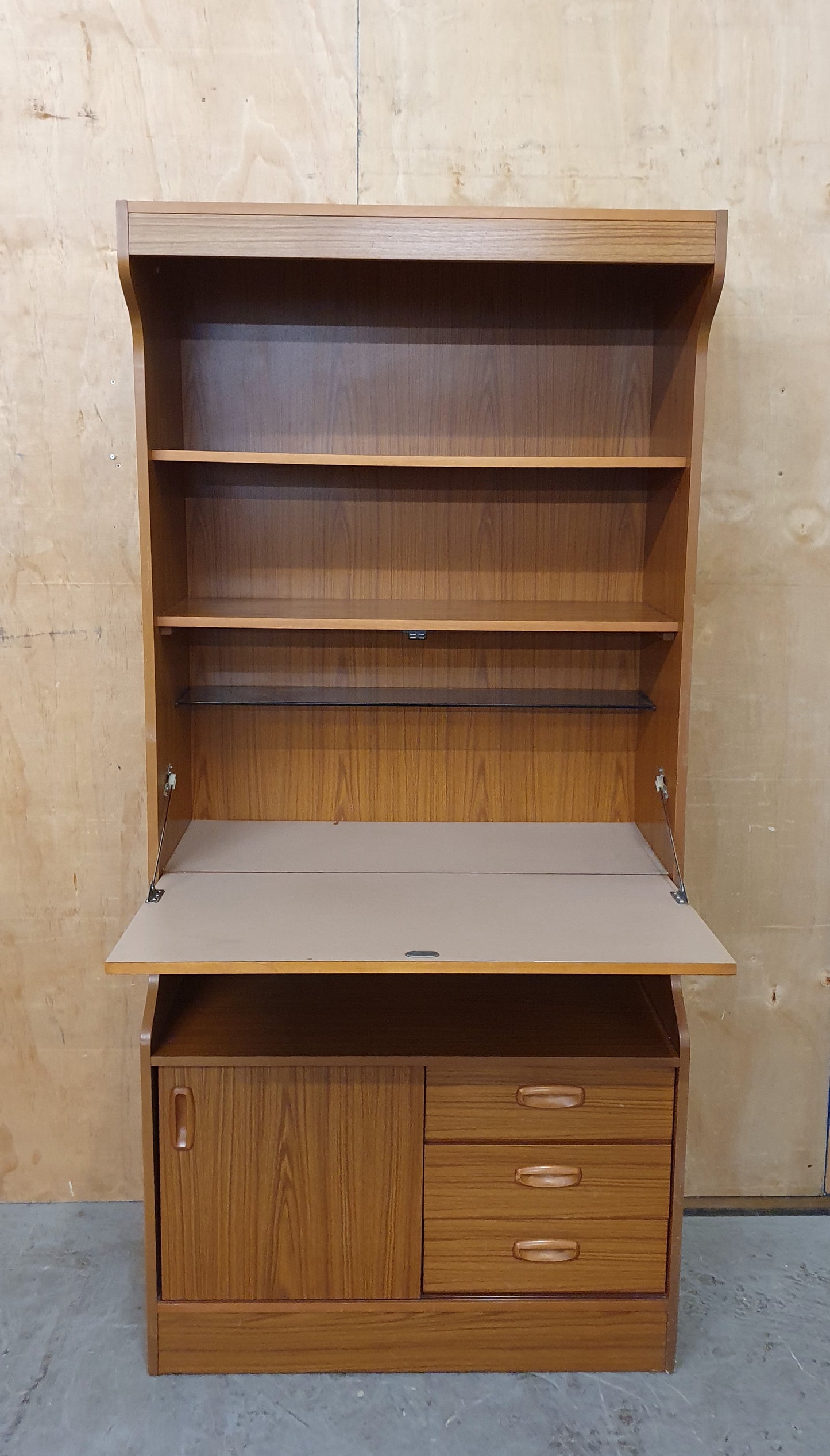 Vintage Display Cabinet - 104807