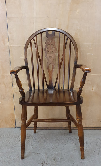 Mahogany Spindle Decorative Back Single Dining Chair with Arms - BB250324-13