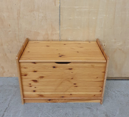 Pine Storage Box - EL104929