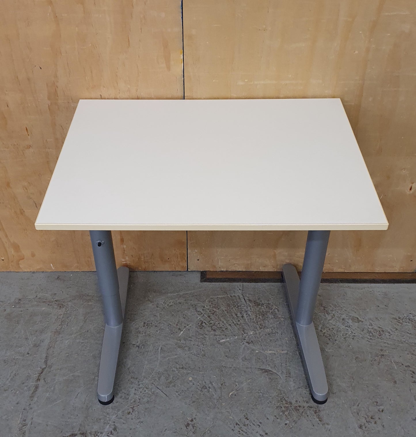 Small White Desk with Chrome Legs - EL104918