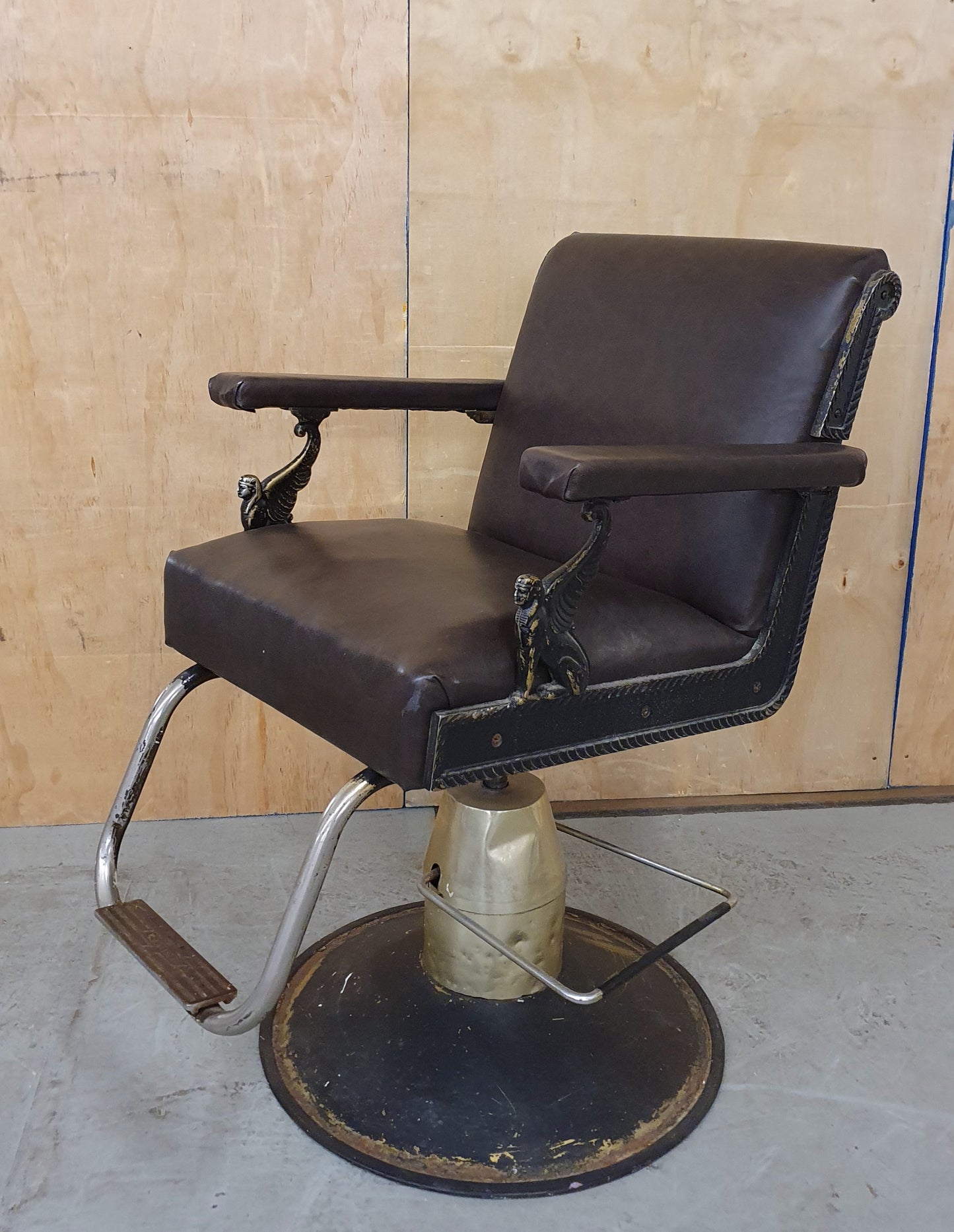 Vintage Style Barbers Chair with Egyption Sphynx Under Each Armrest -103031