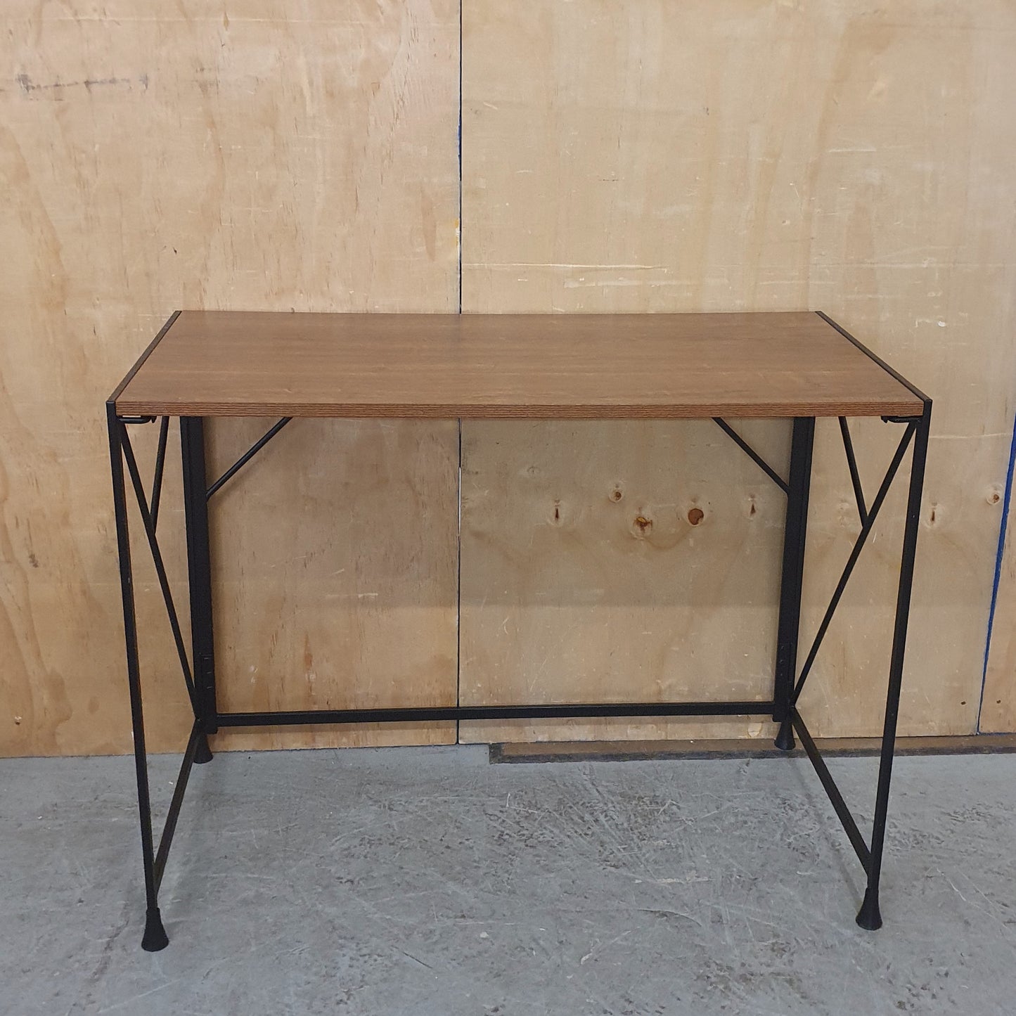 Small Modern Desk with Wood Top and Black Metal Frame - 104835