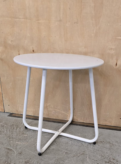 Small White Metal Coffee Table - EL104757