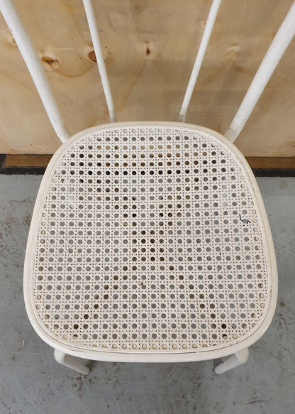 Single White Metal and Plastic Ratan Chair - 101178