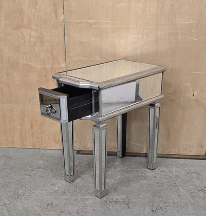 Single Mirrored Bedside Cabinet with Drawer - EL104754