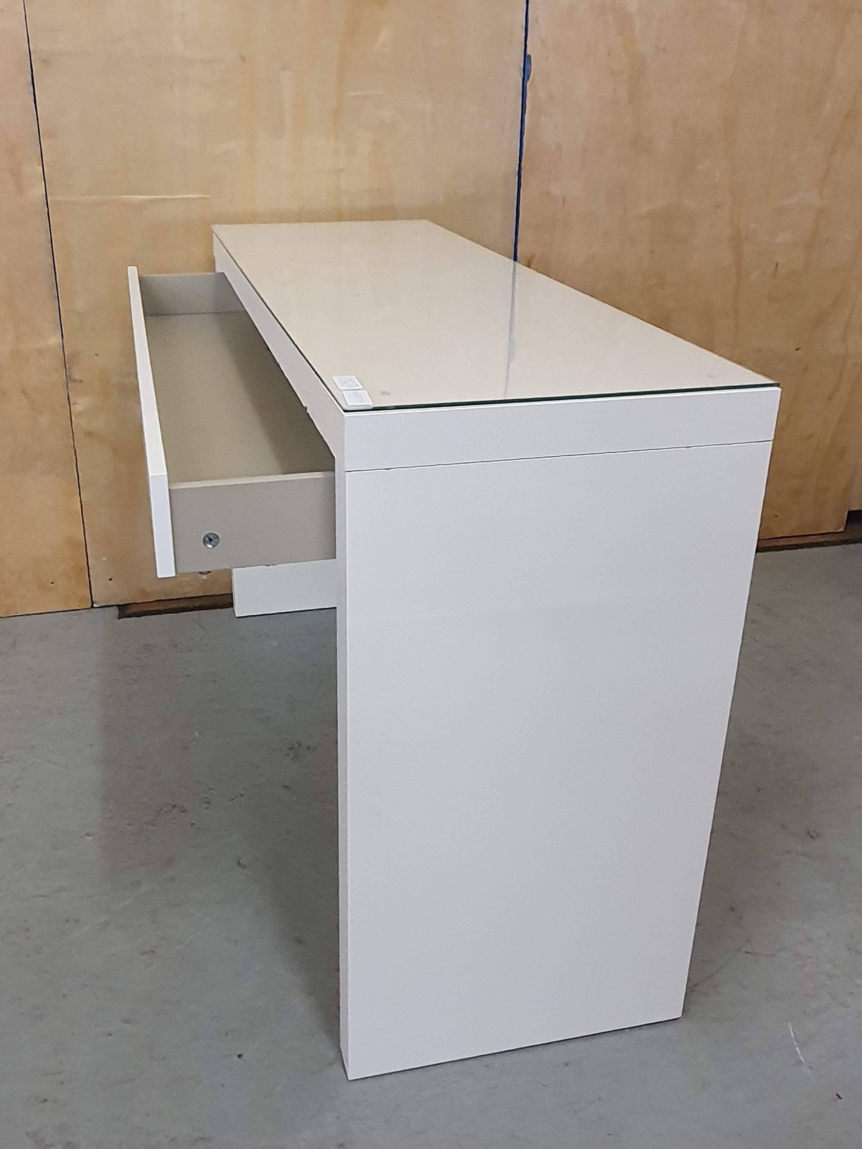 Malm white sales dressing table