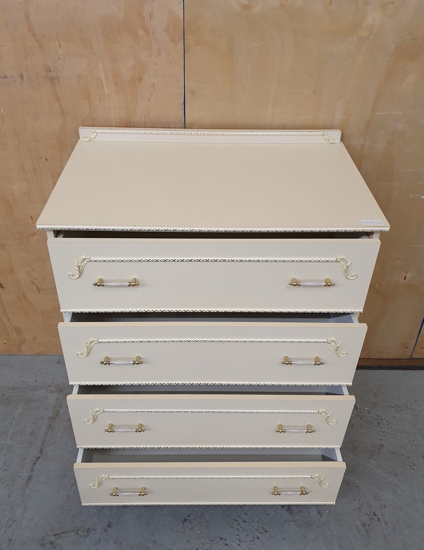 Cream Vintage 4 Drawer Chest of Drawers with Gold Detailing on Drawers and Top Edge - EL103122