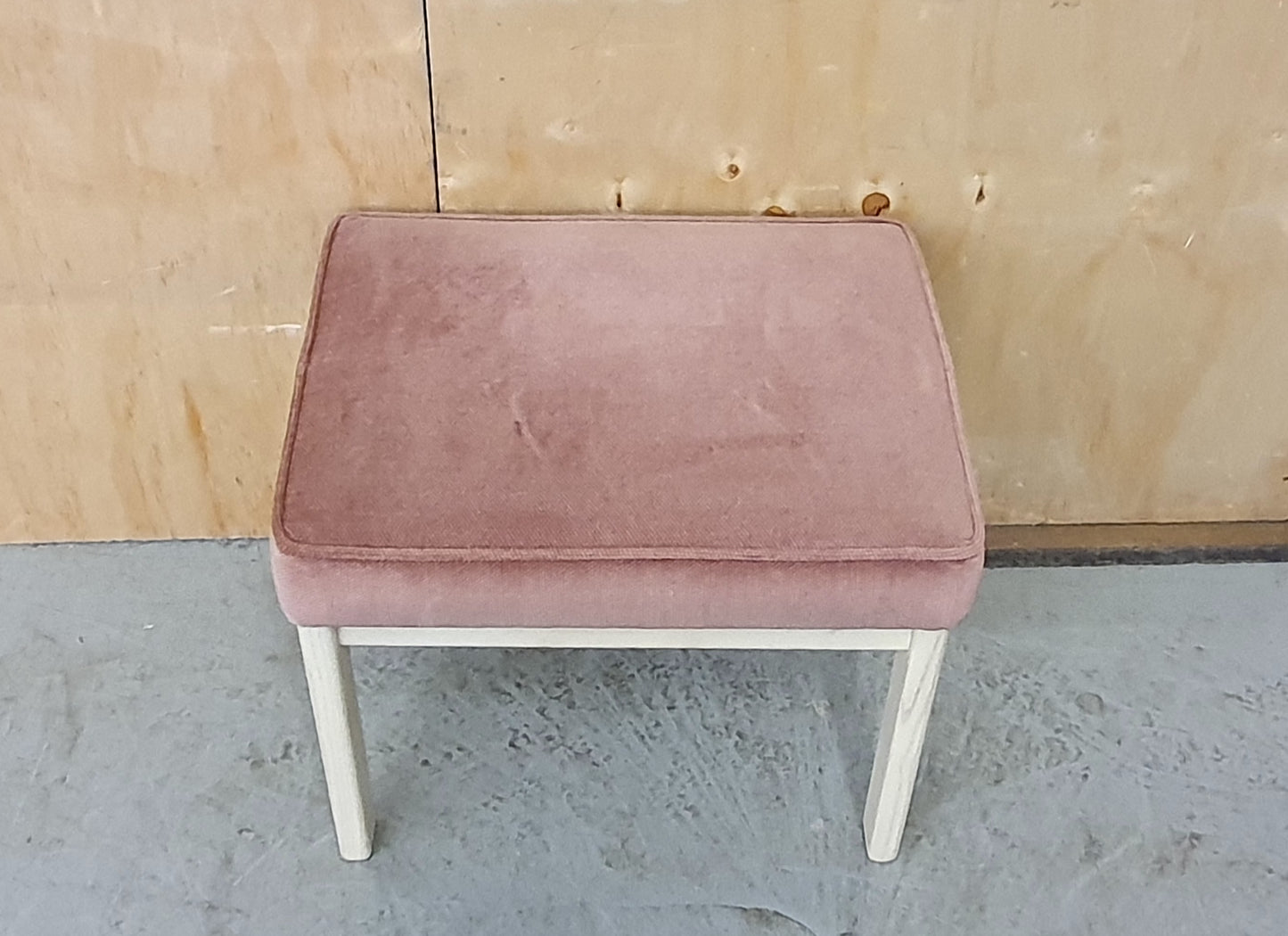 Pink Soft Fabric Foot Stool with Wooden Frame - EL102804