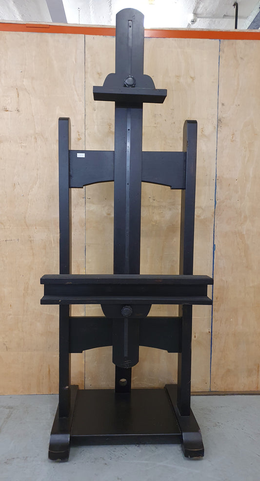 Black Wooden Giant Easel -103032