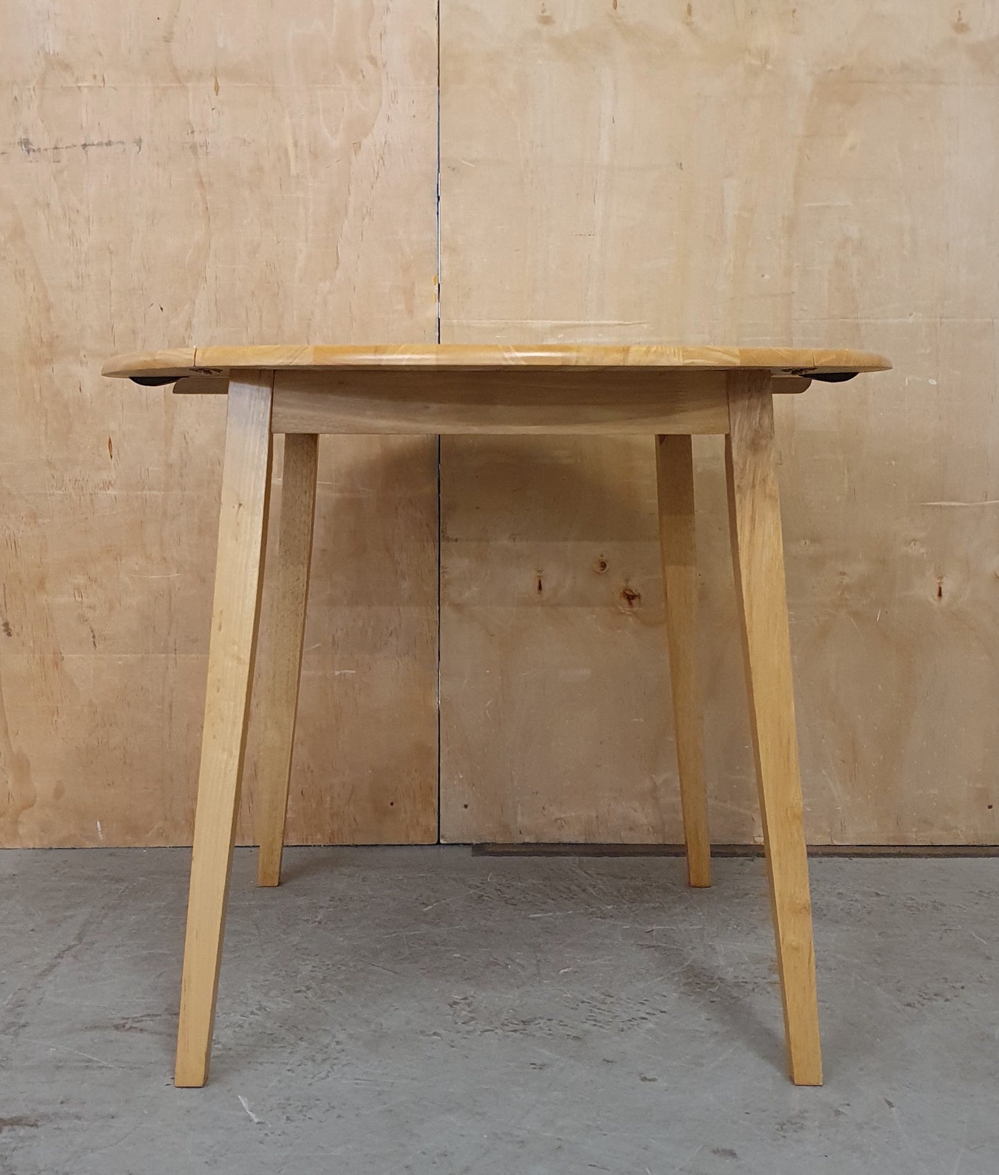 Pine Round Drop Leaf Dining Table - 104885