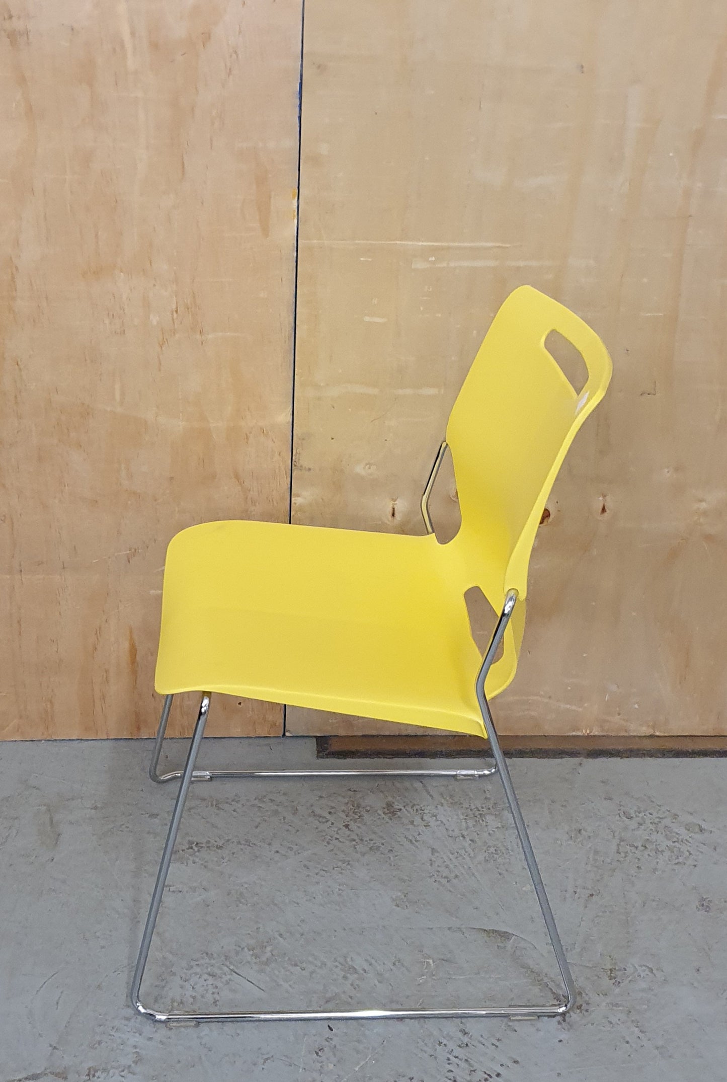 PINEAPPLE TOUCH CHAIR Mustard Yellow Recyclable Polypropylene Seats - P102540