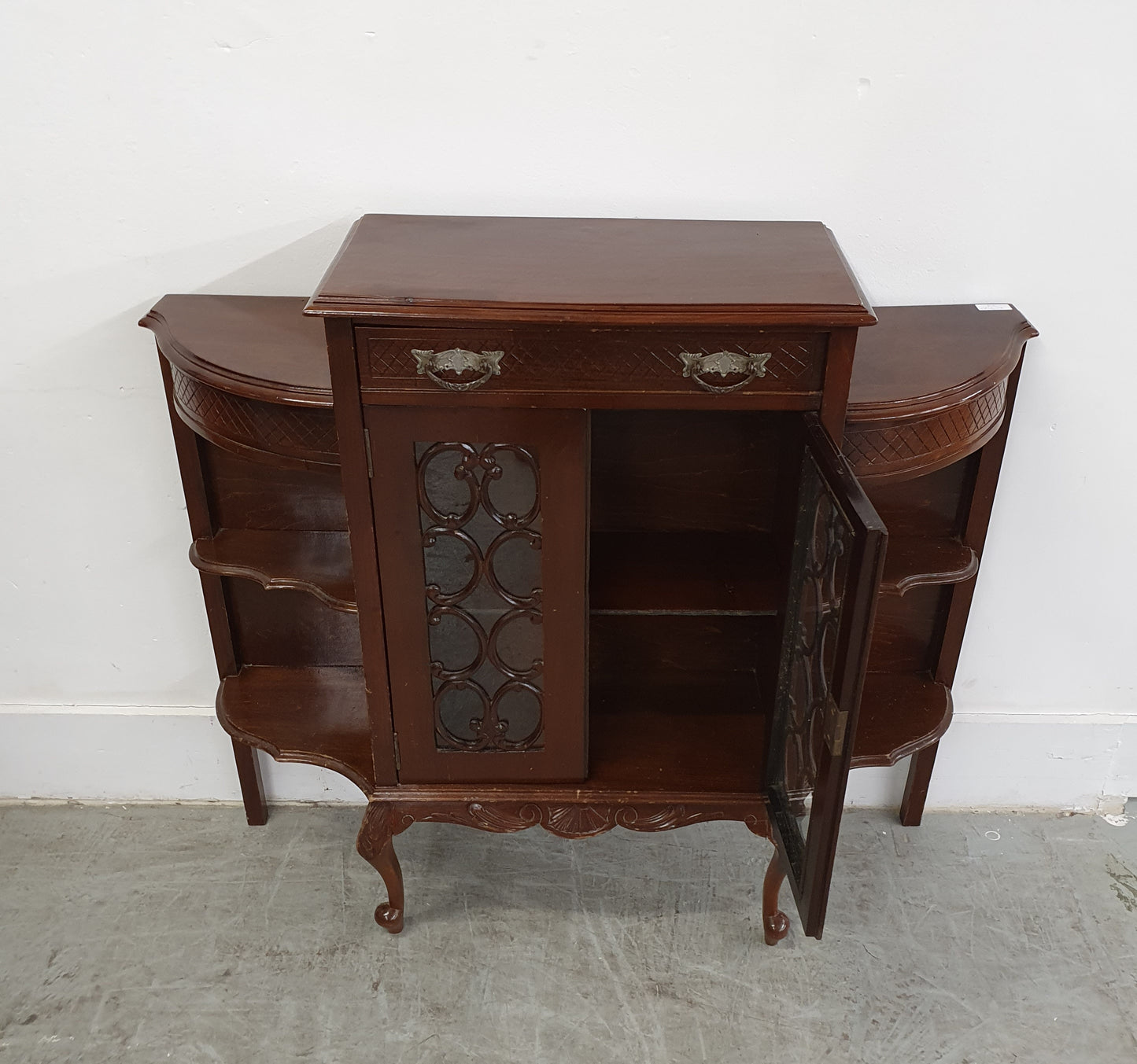 Vintage Queen Ann Style Mahogany Glass 2 Door Display Cabinet - EL100617