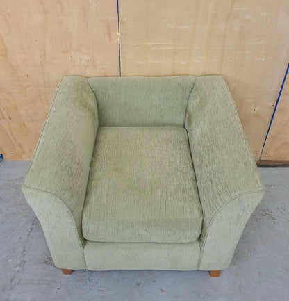 Single Green Armchair with Wooden Feet - 104675