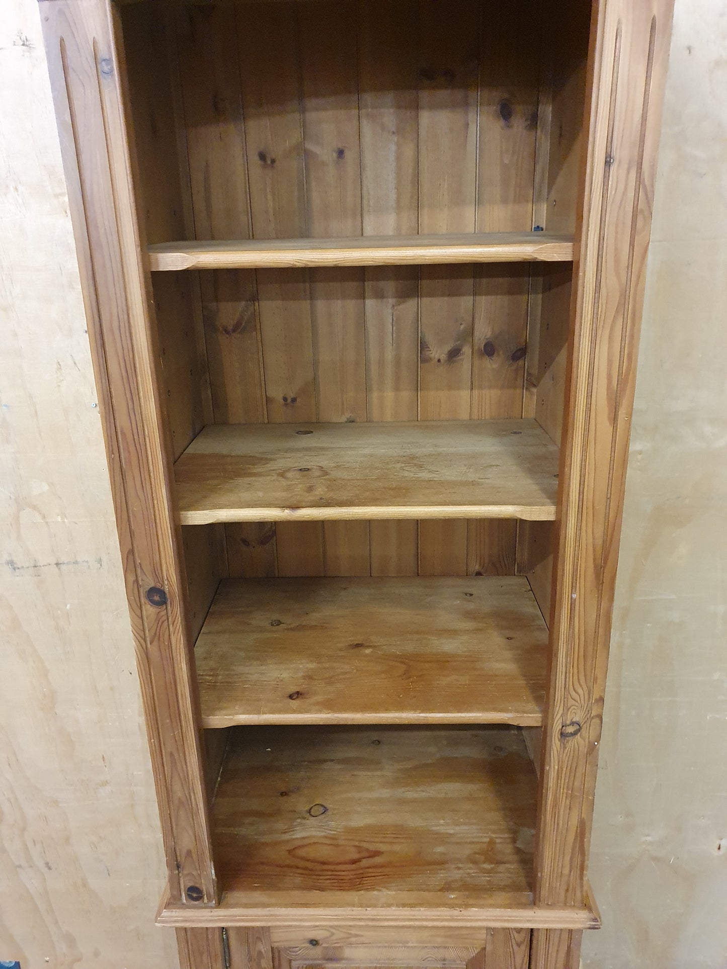 Tall Pine Display Cabinet with 3 Shelves and 1 Bottom Door - 104808