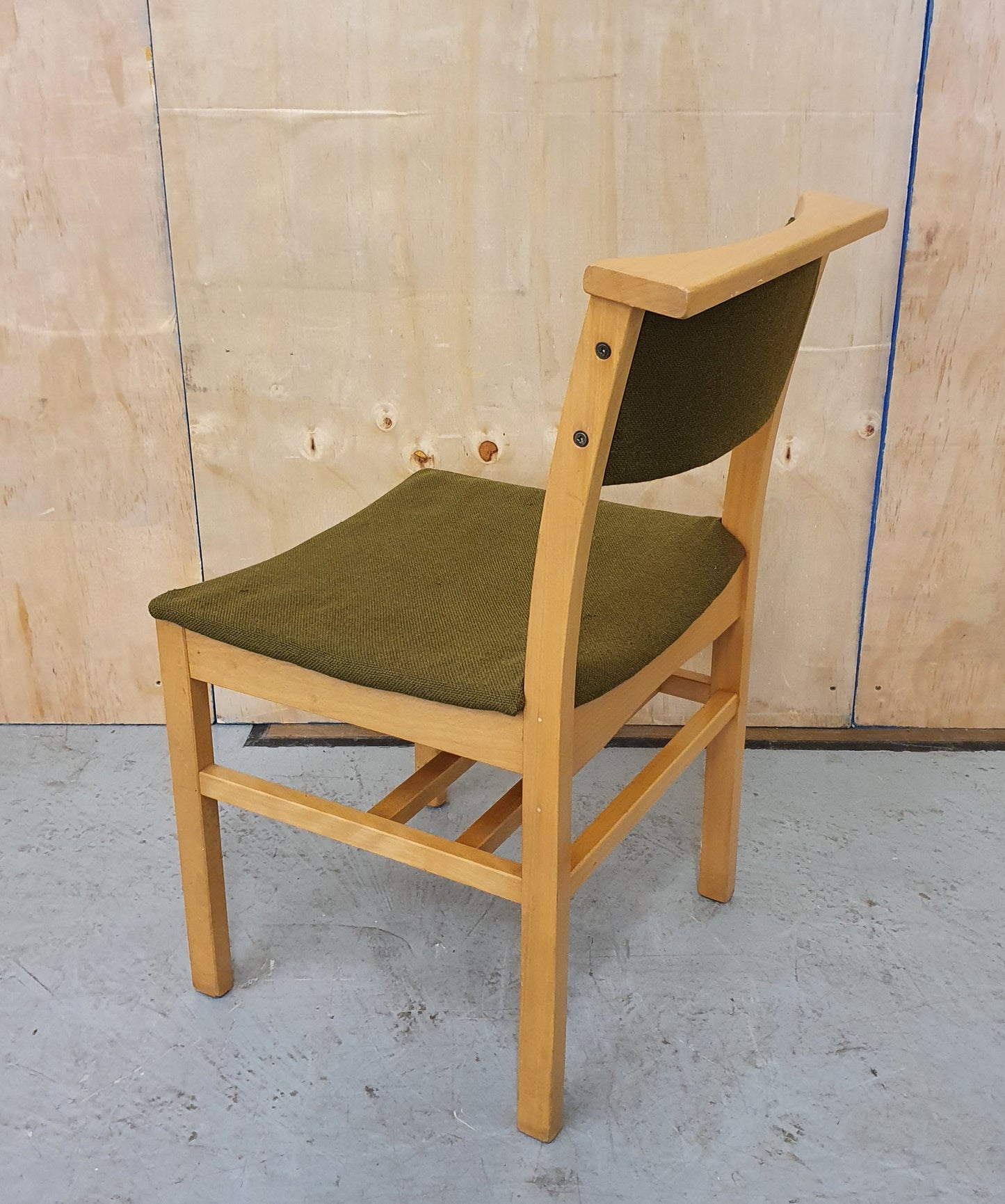 Single Olive Green Fabric Wooden Chair - 140224-06