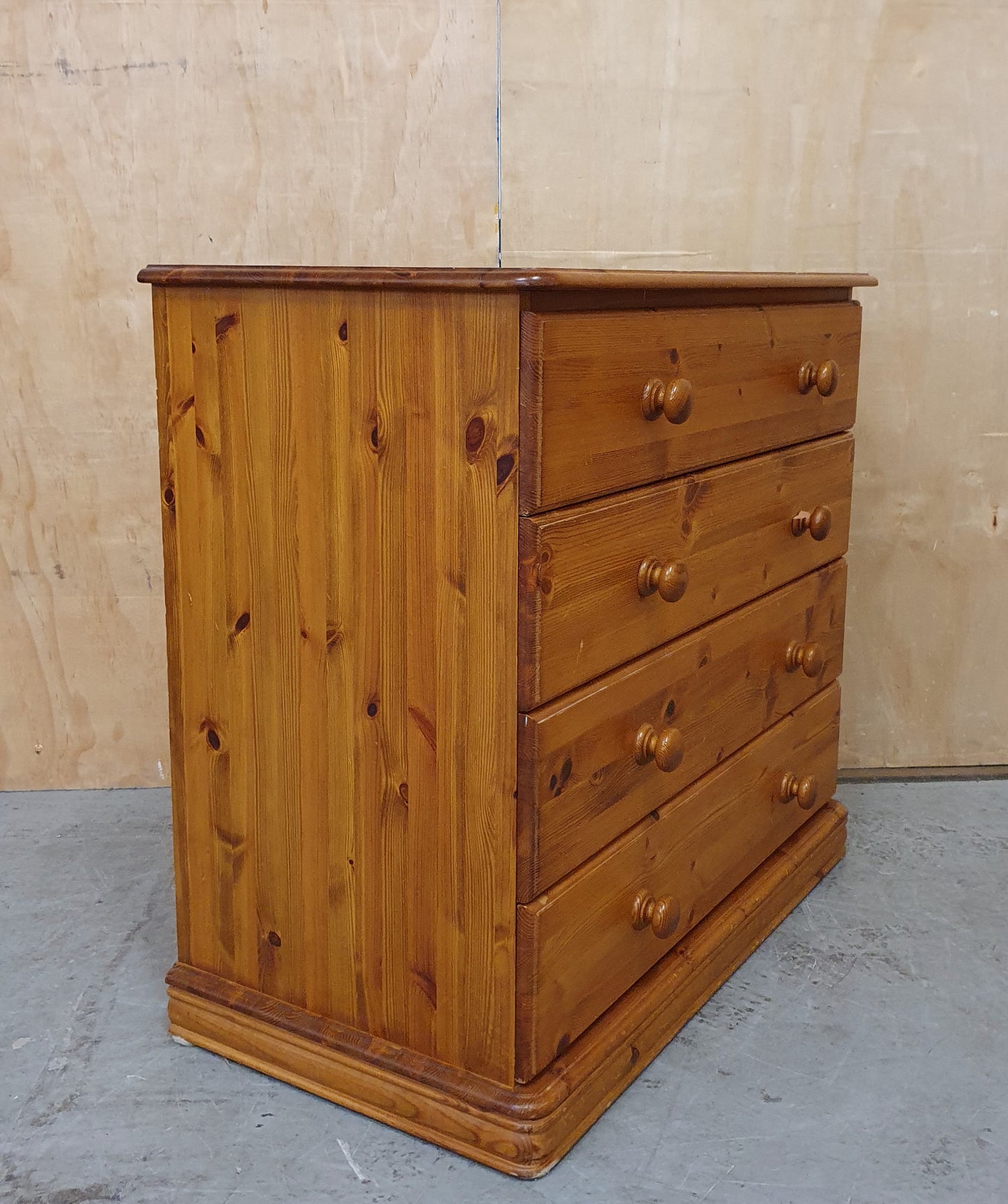 4 Drawer Pine Chest of Drawers - 104877