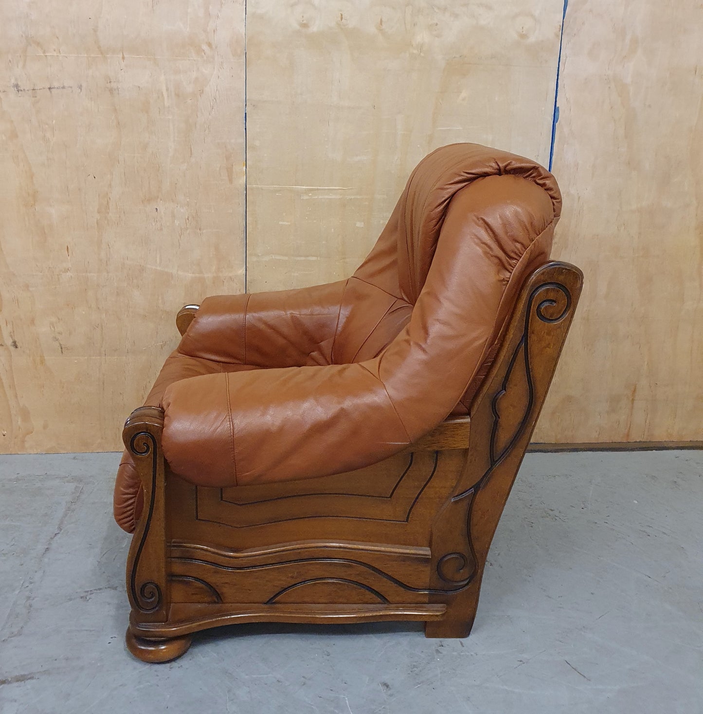 Brown Leather Armchair with Decorative Wooden Frame - 103095