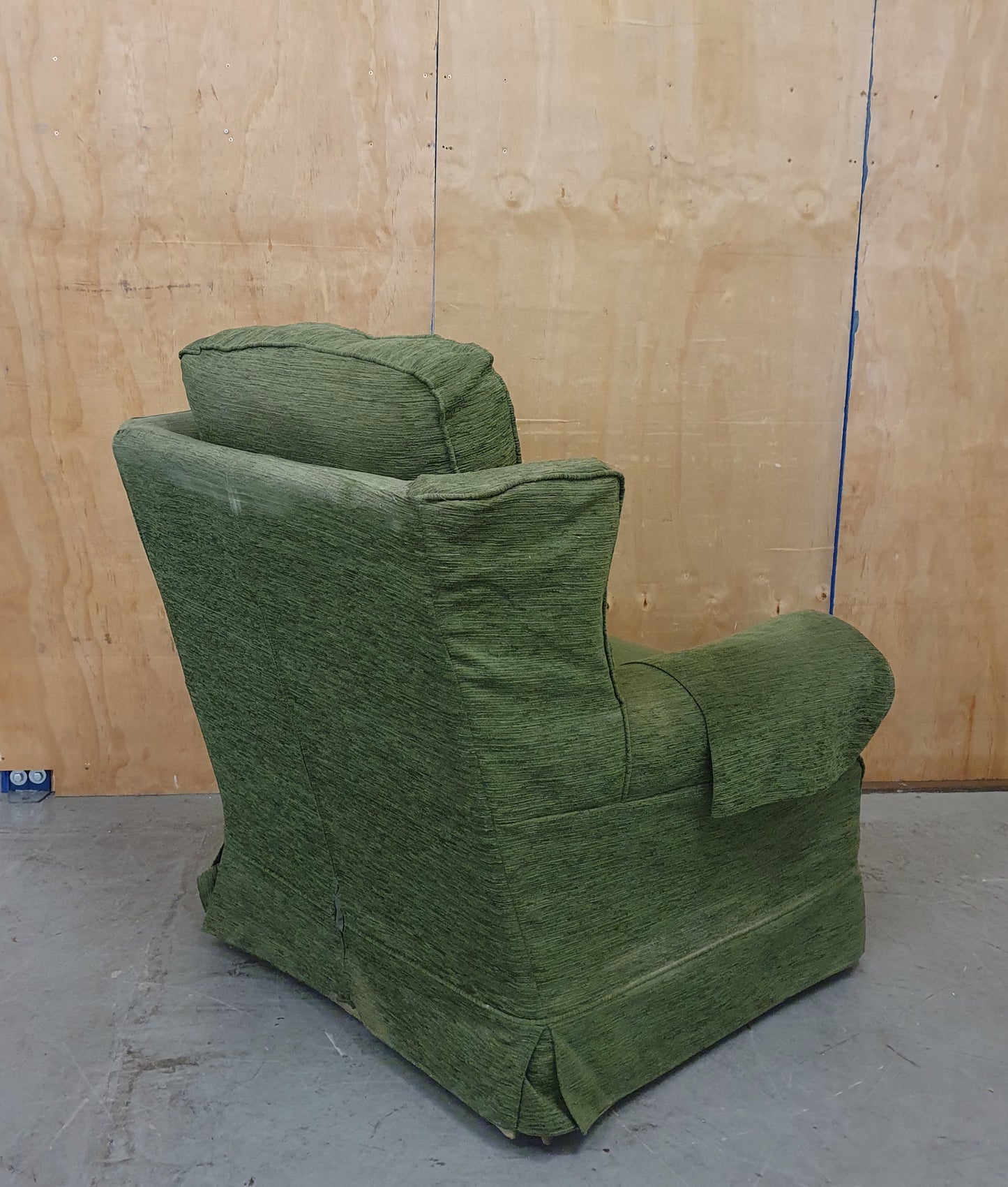 Green Fabric Armchair on Wheels - 104897